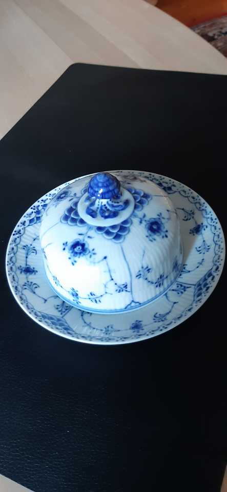 Porcelæn, Musselmalet, Royal