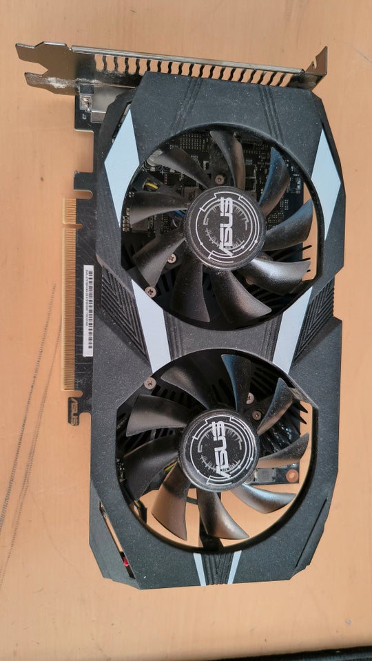 GTX 1650 Asus 4 GB RAM God