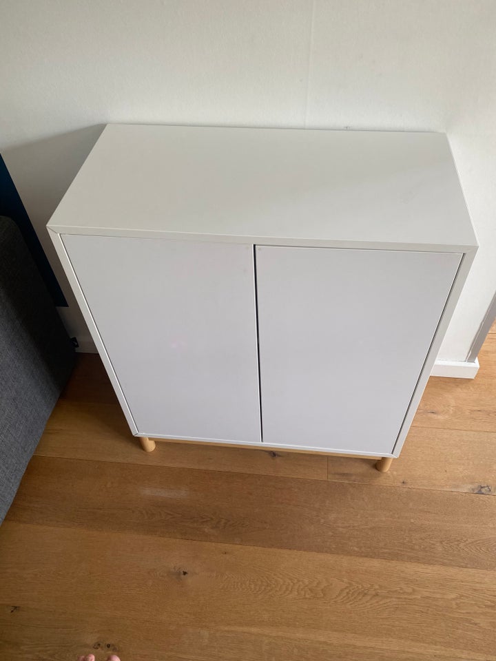 Andet skab IKEA / EKET b: 70 d: 35 h: