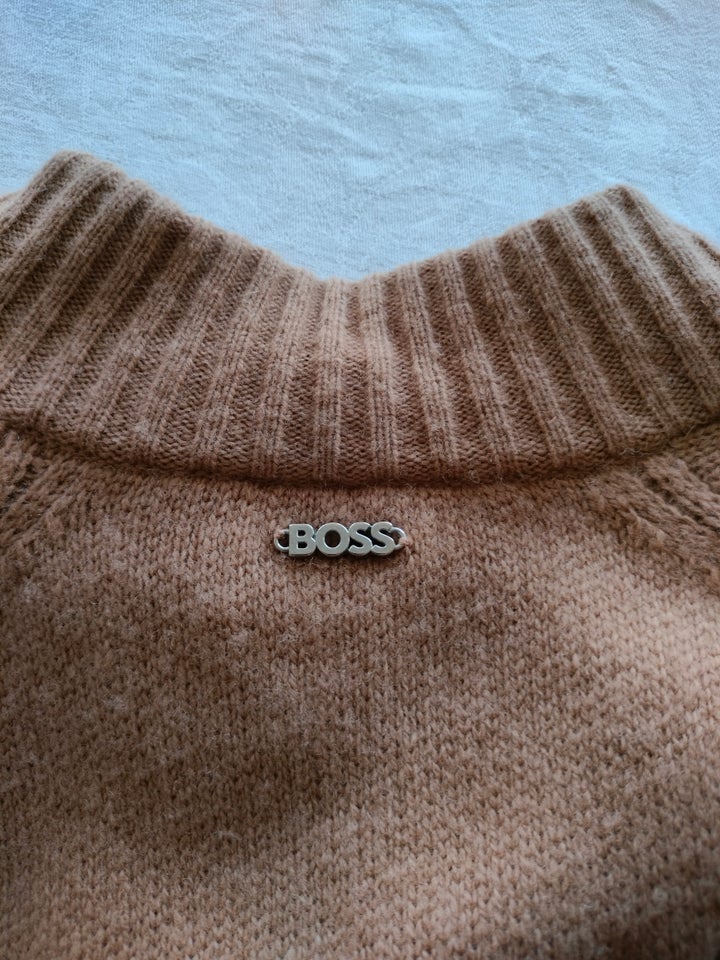 Sweater Hugo Boss str 40