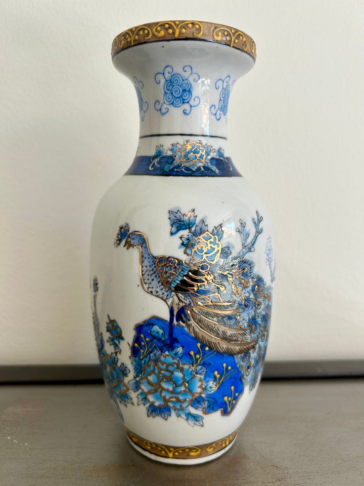 Smuk orientalsk vase - 21 cm