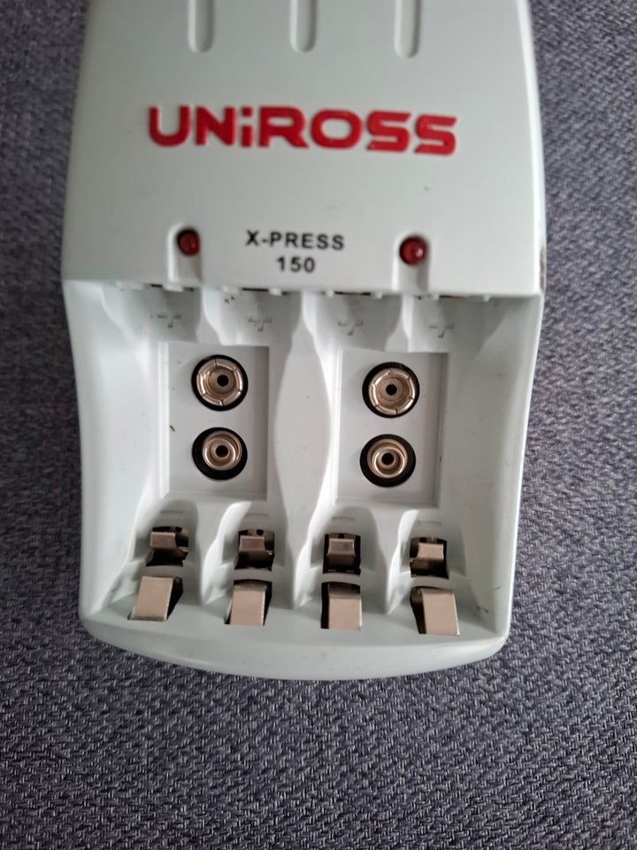 Batterioplader, Uniross