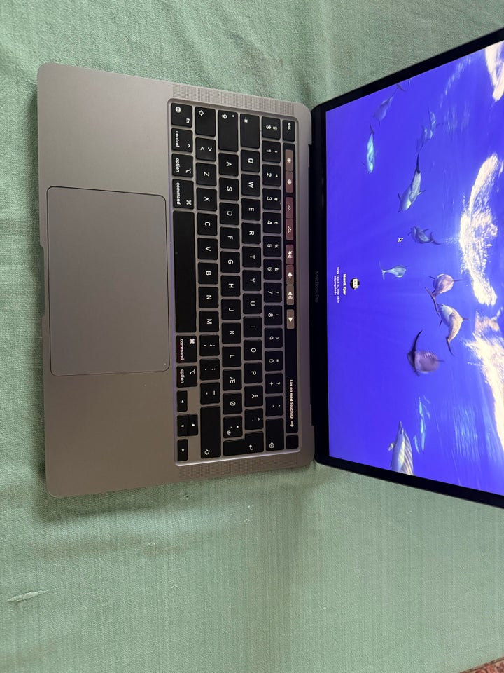 MacBook Pro, Pro