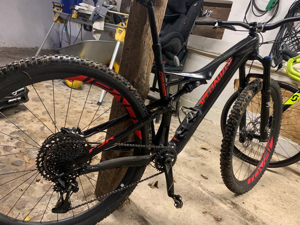 Specialized Camber comp Carbon ,