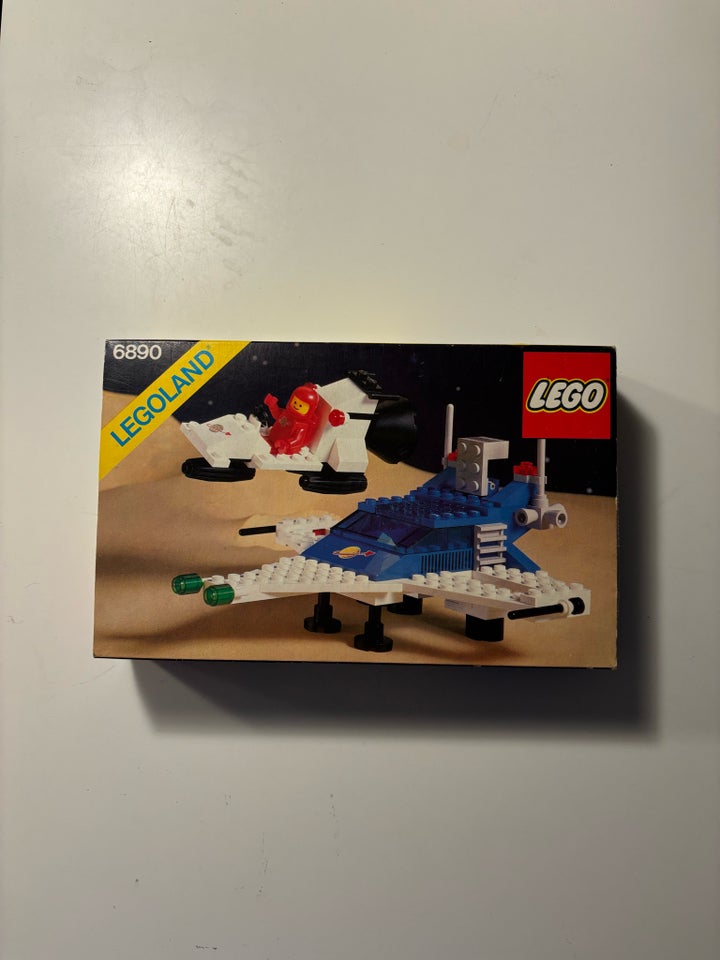 Lego Space, 6890