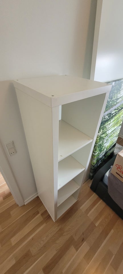 Reol Ikea b: 42 d: 39 h: 147