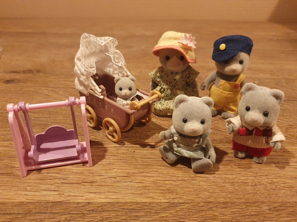 Sylvanian, 5 dyr m/barnevogn og