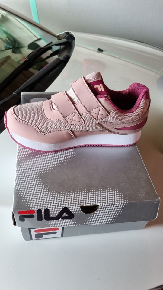 Loafers str 36 Fila