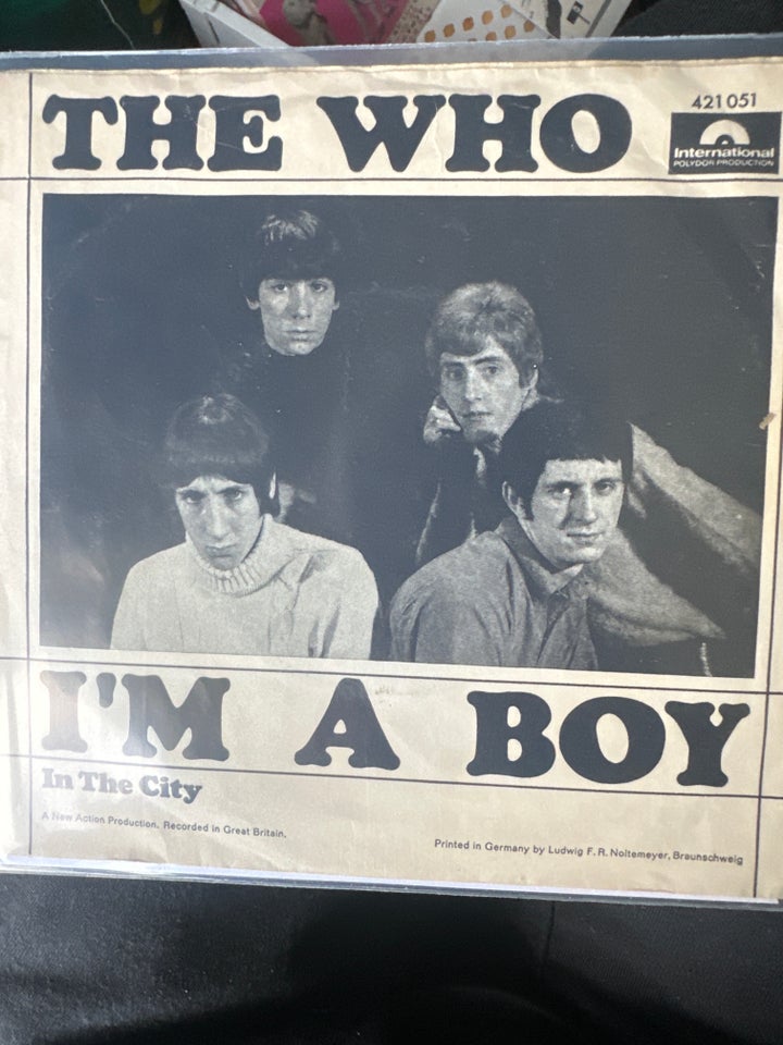 Single, The who