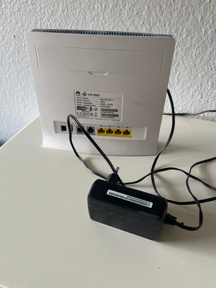 Router, wireless, Huawei CPE B593