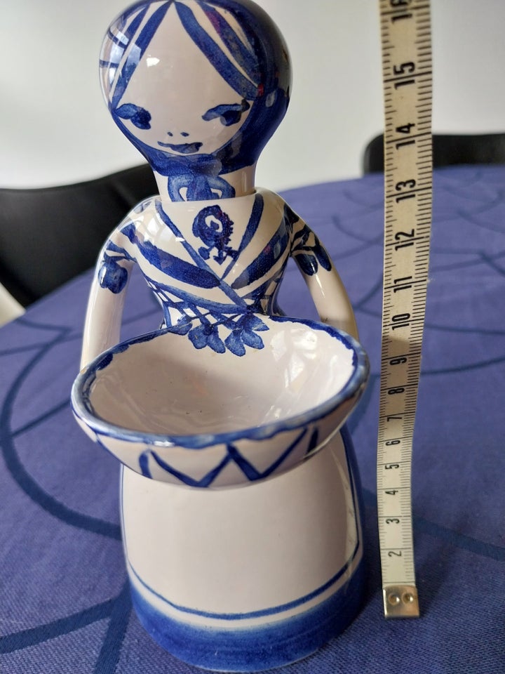 Porcelæn, Salt og peberpige, Lars