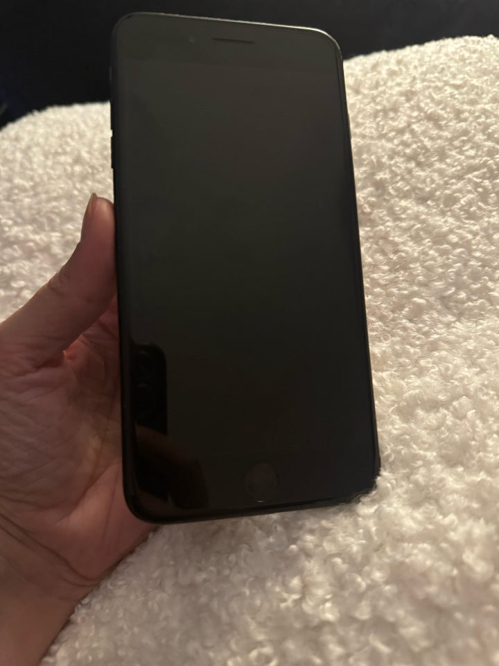 iPhone 7 Plus, 32 GB, sort