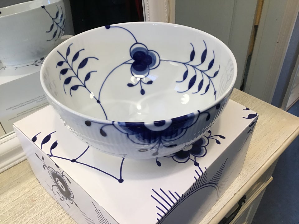 Porcelæn, Blå Mega Riflet 24 cm: