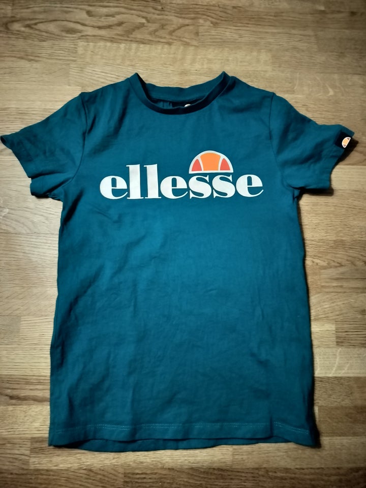 T-shirt, ., Ellesse