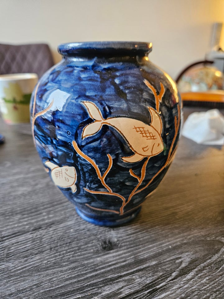 Humlebæk vase, Keramik