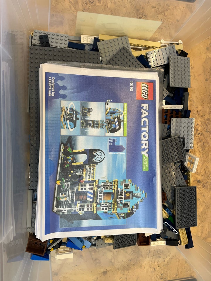 Lego Creator Modular Buildings