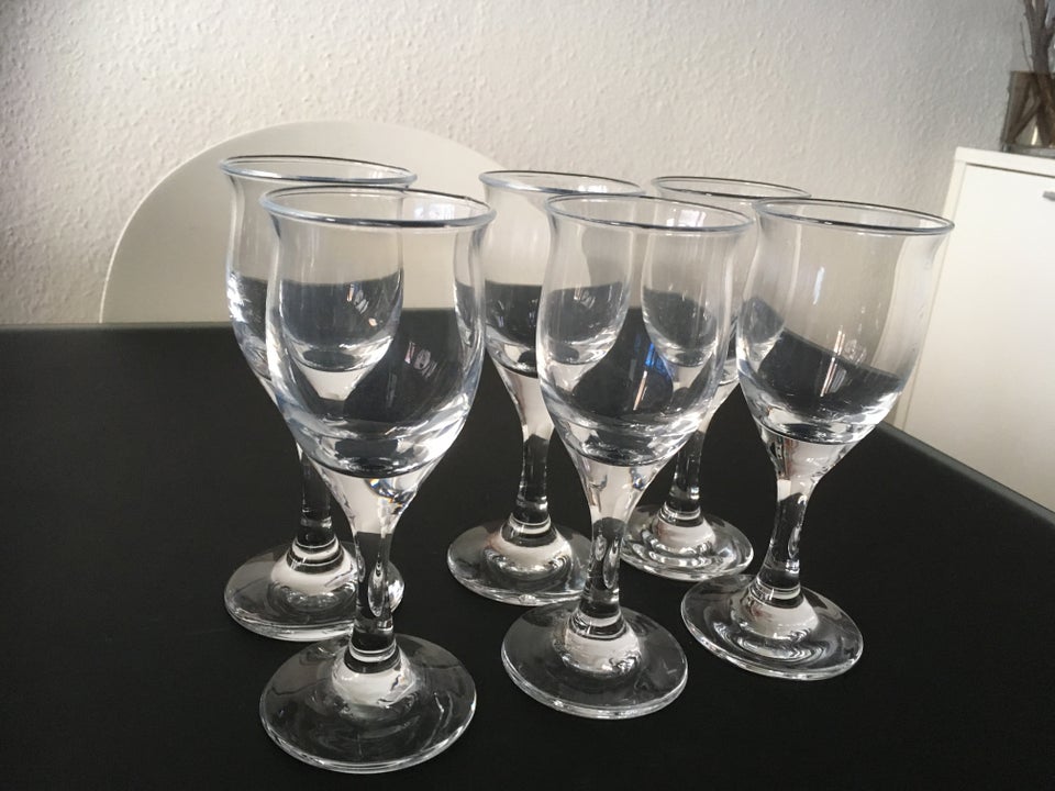 Glas Hvid- rødvinsglas - 18 stk