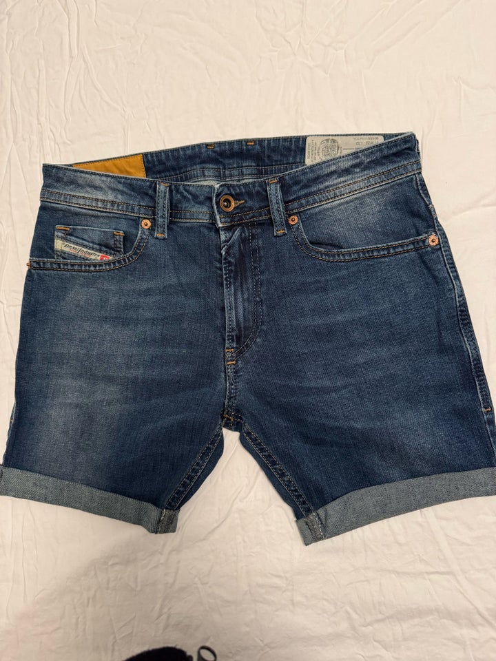 Shorts, Diesel str. 29/32, str. 29