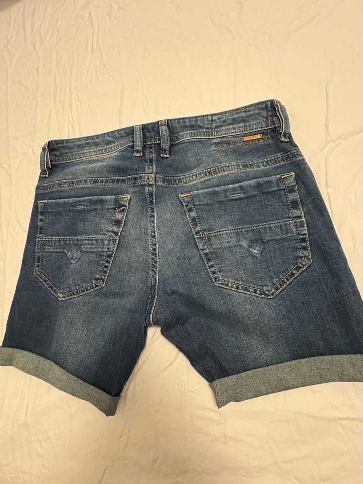 Shorts, Diesel str. 29/32, str. 29