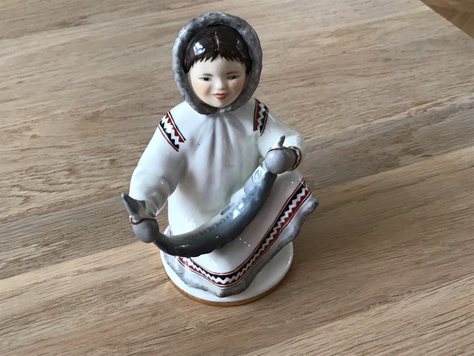 Porcelæn, USSR Pige med fisk