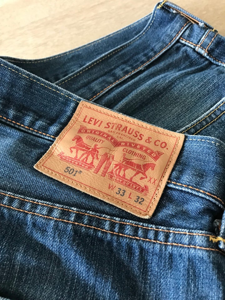 Jeans, Levis, str. 33