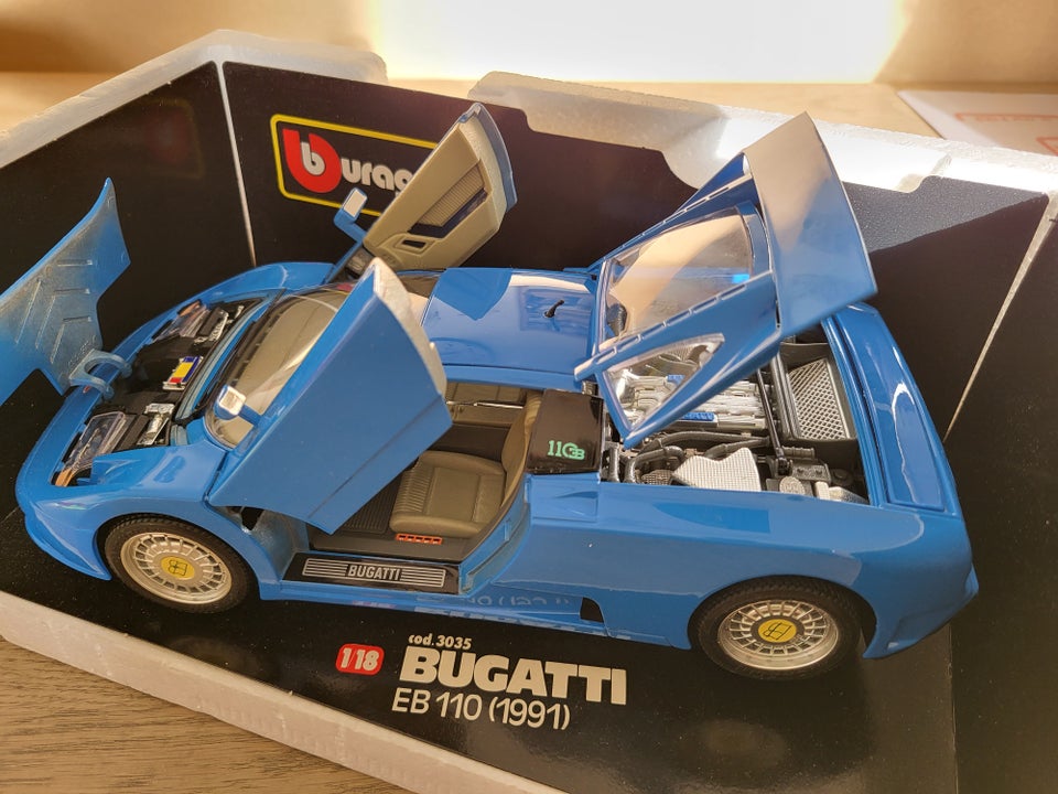 Modelbil, Bugatti EB 110 lyseblå