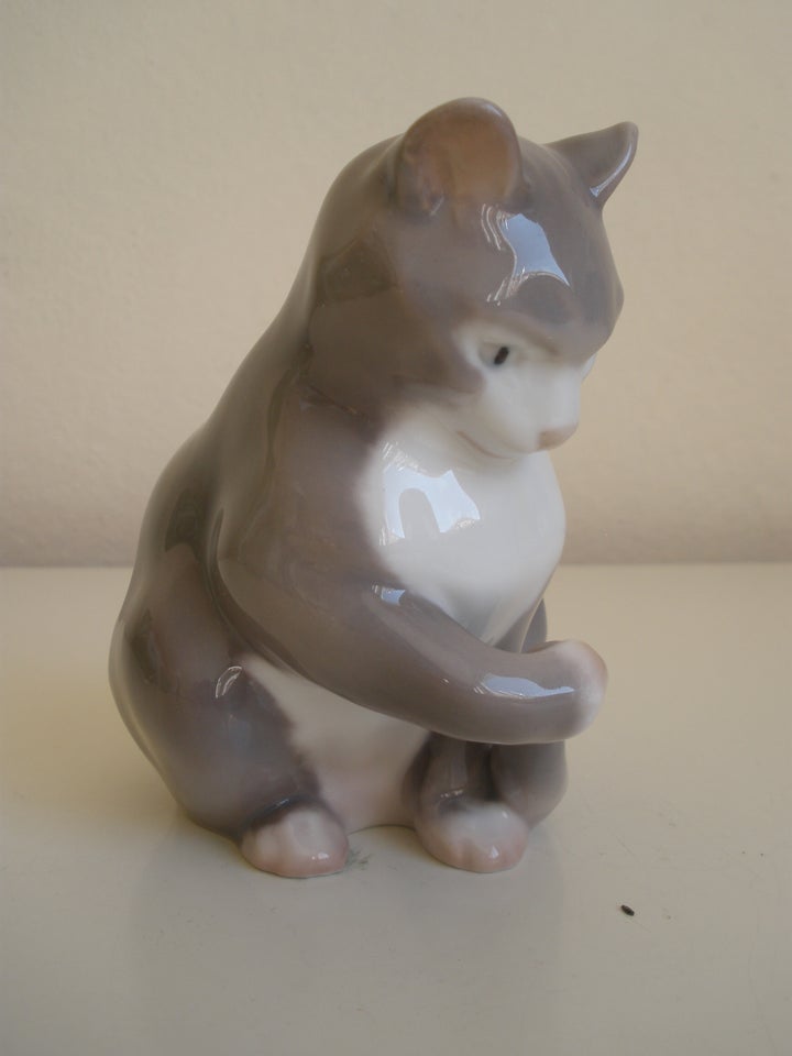 Katte figur Nr: 1553 Bing og