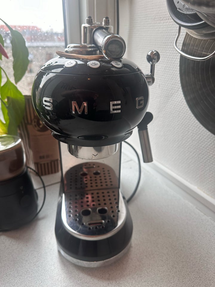 SMEG espressomaskine  SMEG