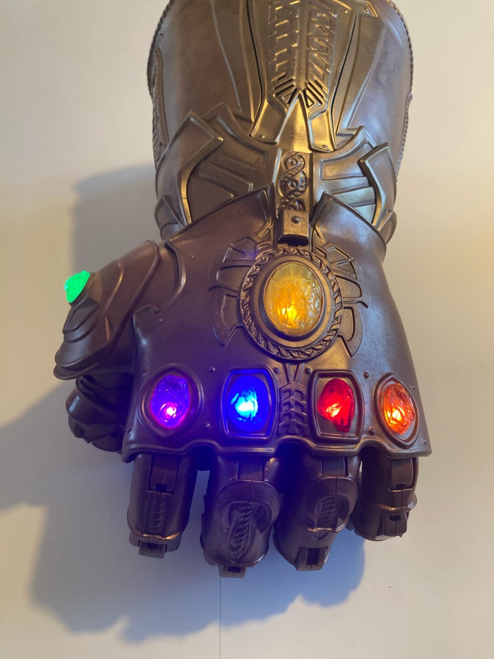 Thanos handske, Marvel