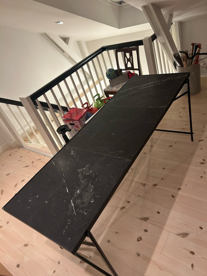 Skrivebord, Handvärk, b: 180 d: 65