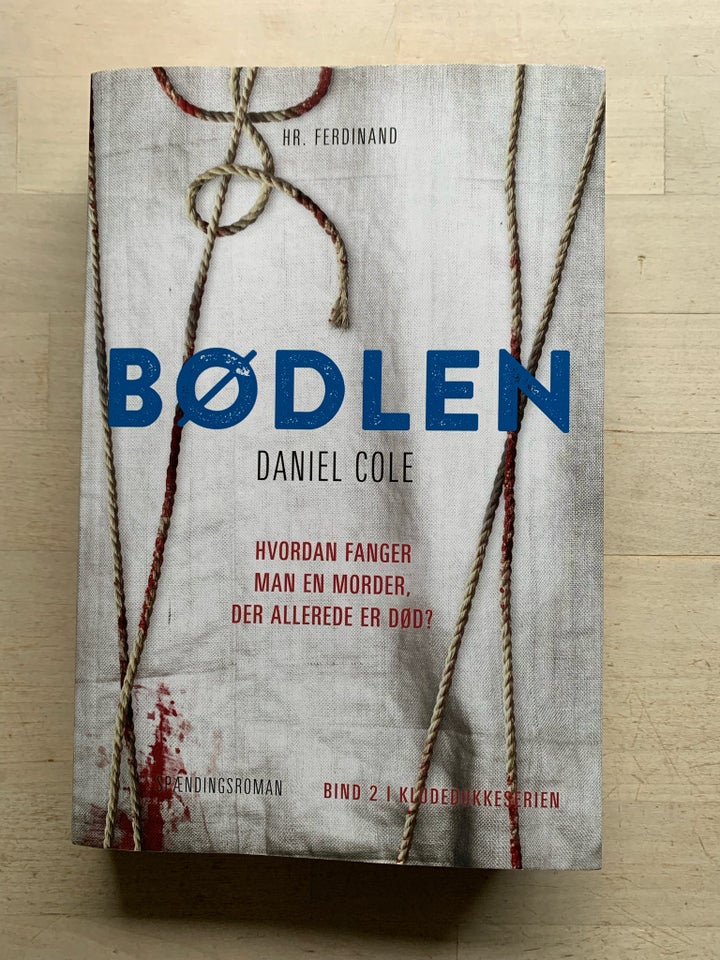 Bødlen, Daniel Cole, genre: krimi