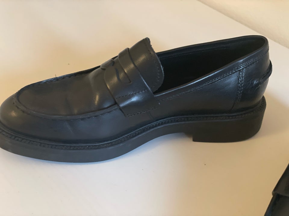 Loafers, str. 38, Vagabond