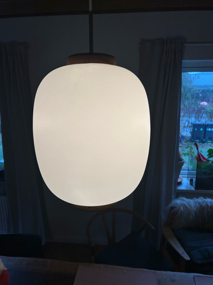 Anden arkitekt, Kina pendel, Lampe