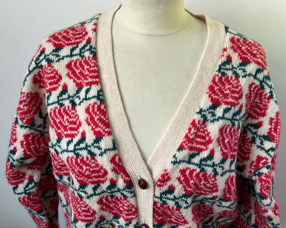 Cardigan, Laura Ashley, str. 40