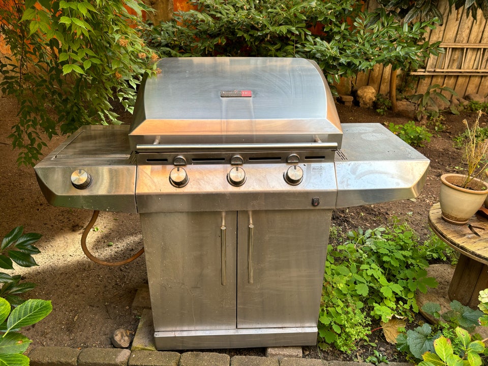 Gasgrill CharBroil gratis