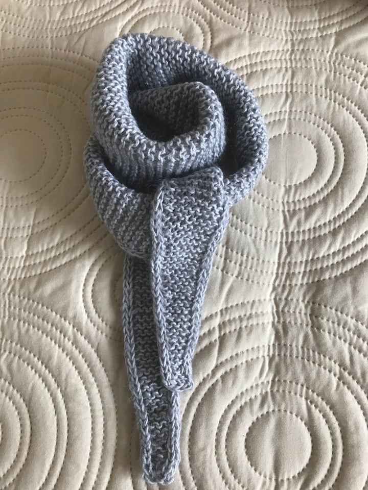 Andet, Sofia Scarf, str. 32