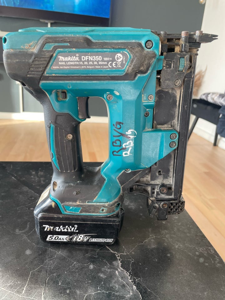 Makita dfn350, Makita