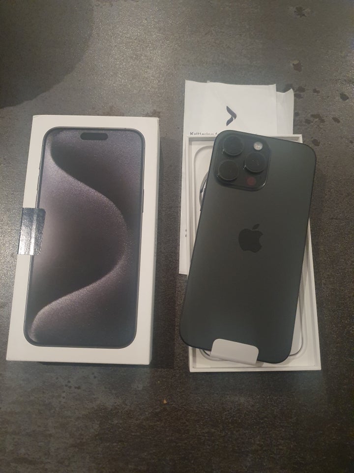 iPhone 15 Pro, 128 GB, sort