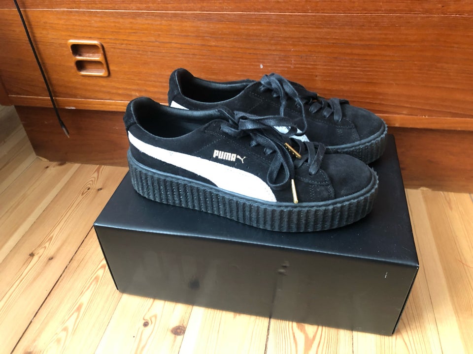 Sneakers, str. 38, Rihanna Fenty x