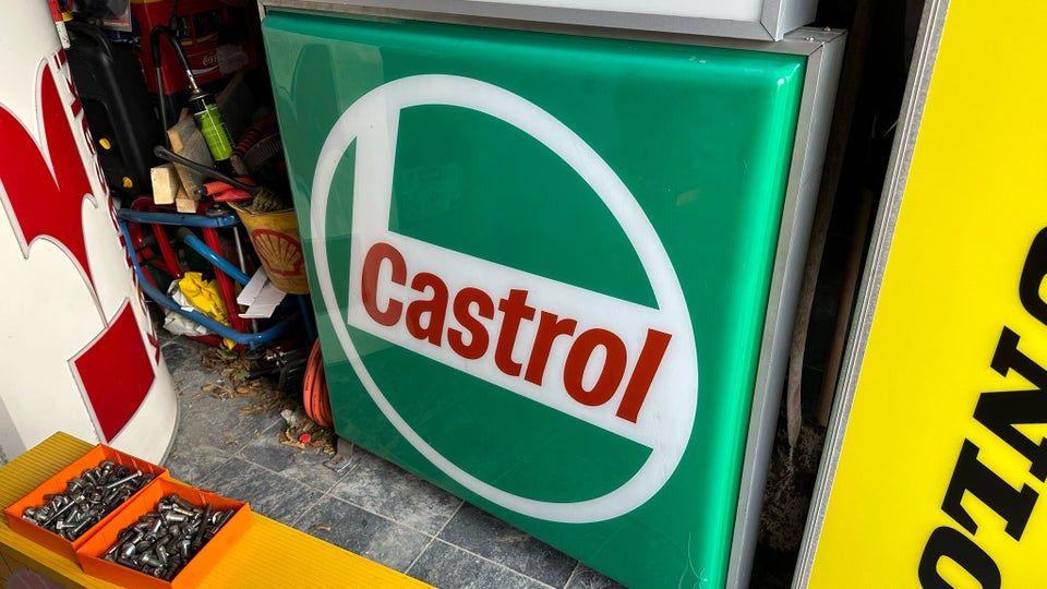 Skilte Castrol lysskilt