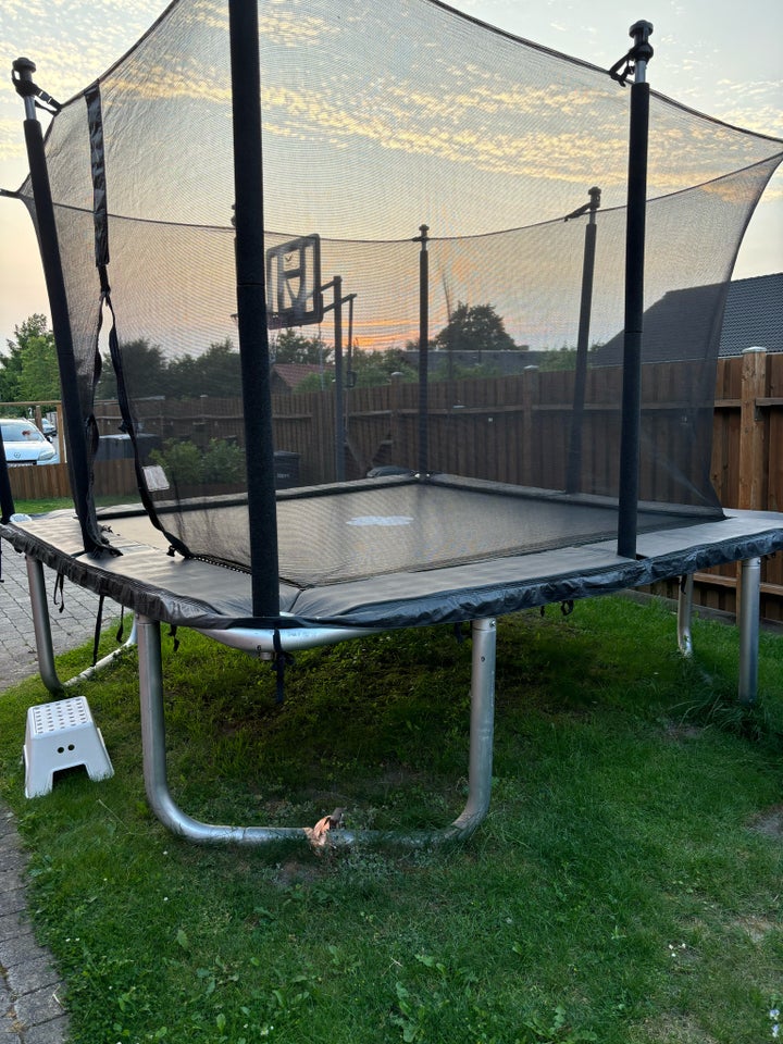 Trampolin