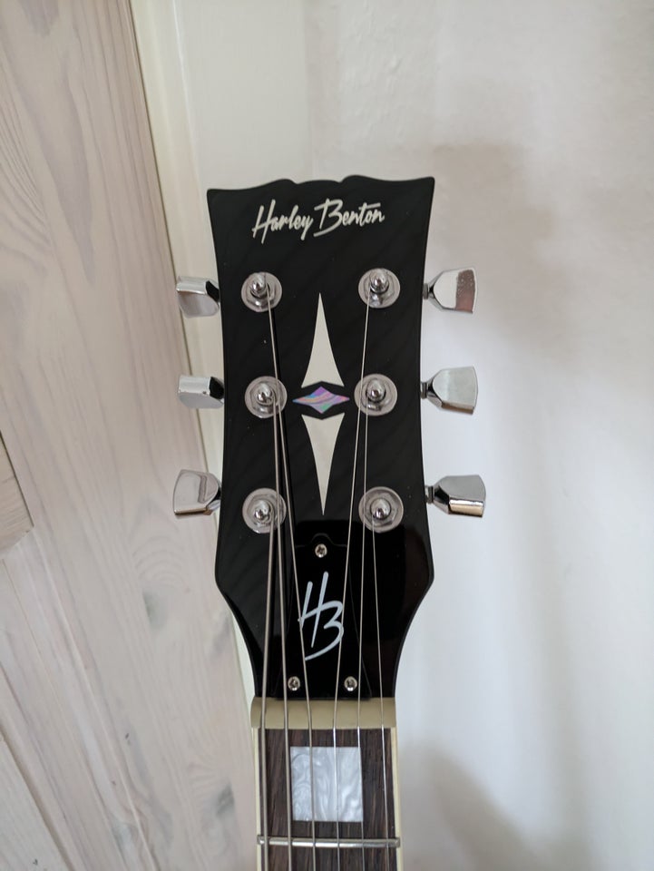 Elguitar, Harley Benton HB-35 Plus