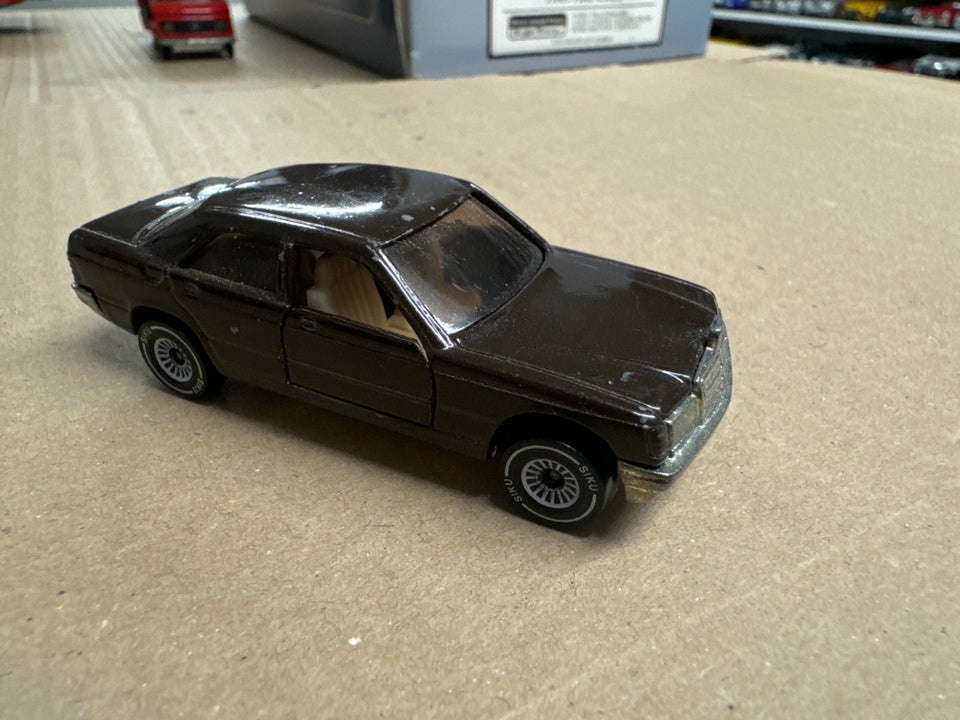 Modelbil, Mercedes 190 E 1/55,