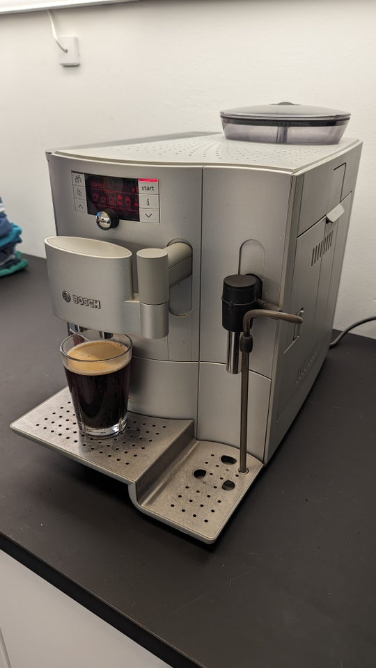 Fuldautomatisk Espressomaskine