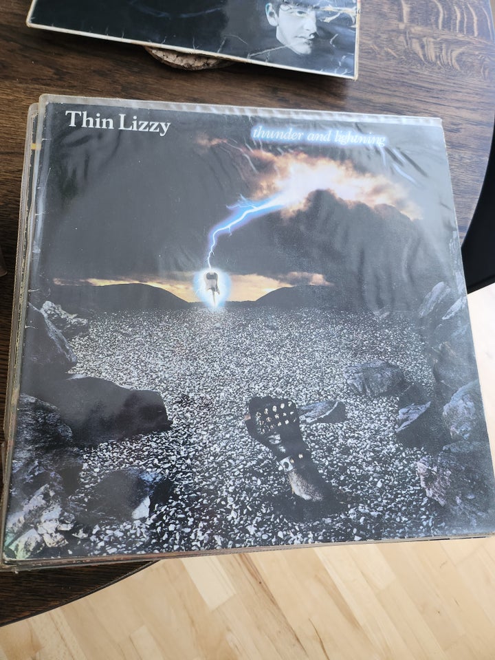 LP, Thin lizzy, Thunder and