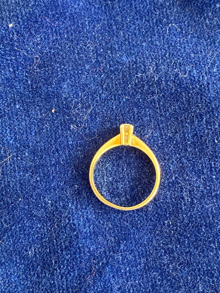 Fingerring, guld, Ulrich design of