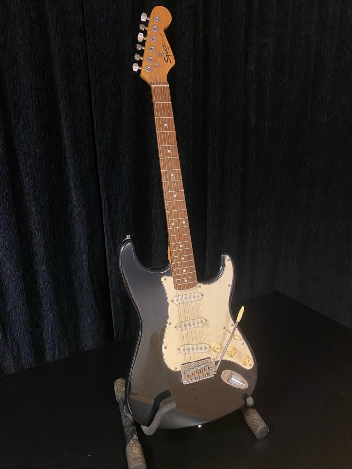 Elguitar, Fender Squier Strat