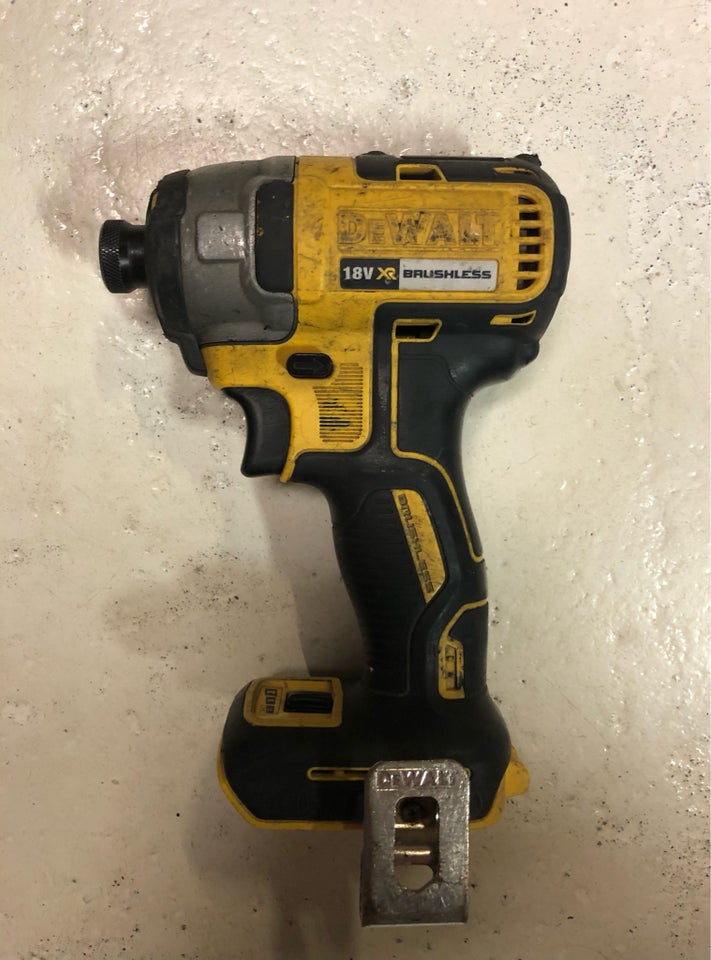 Skruemaskine, DeWalt