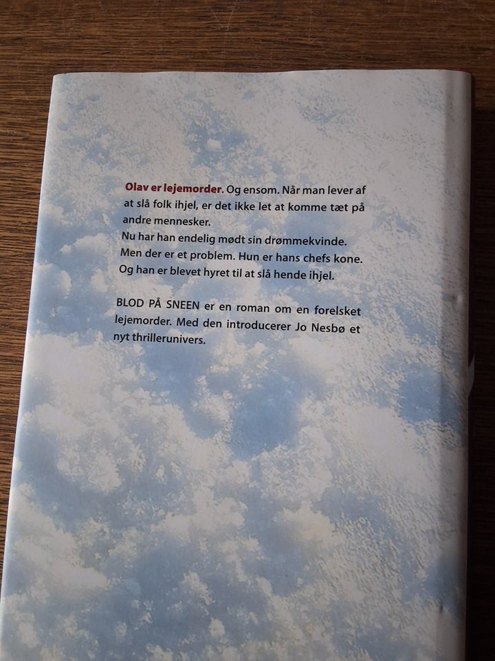 BLOD PÅ SNEEN, JO NESBØ, genre: