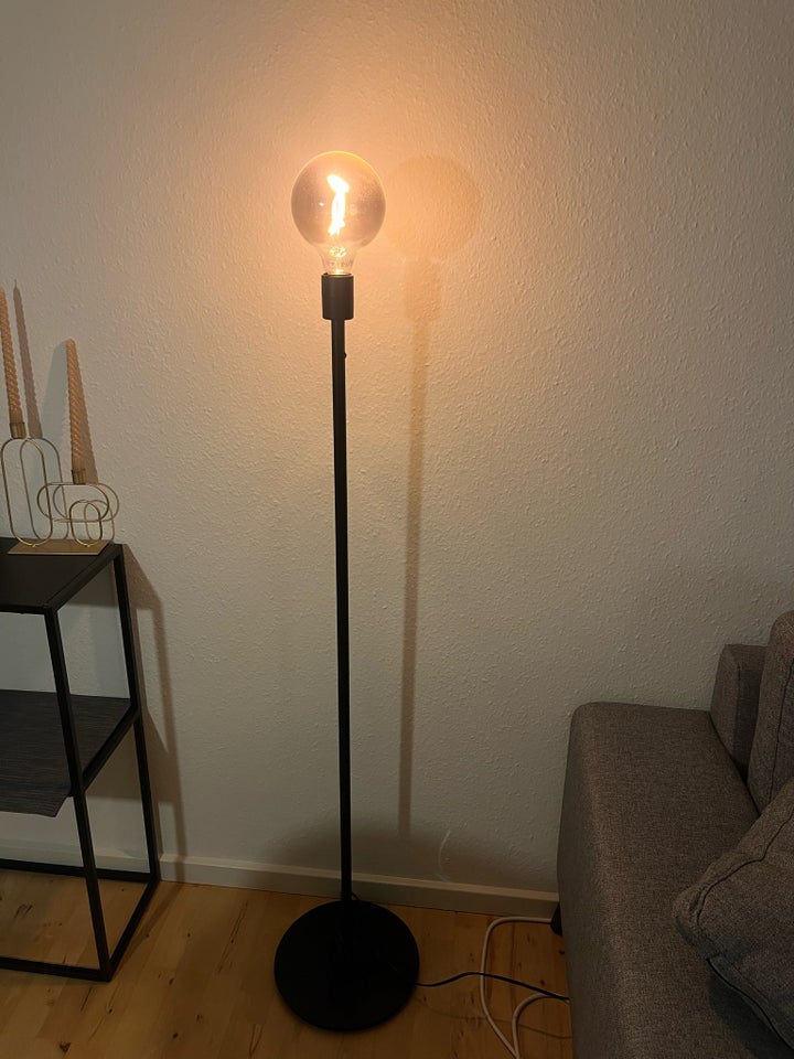 Gulvlampe, IKEA